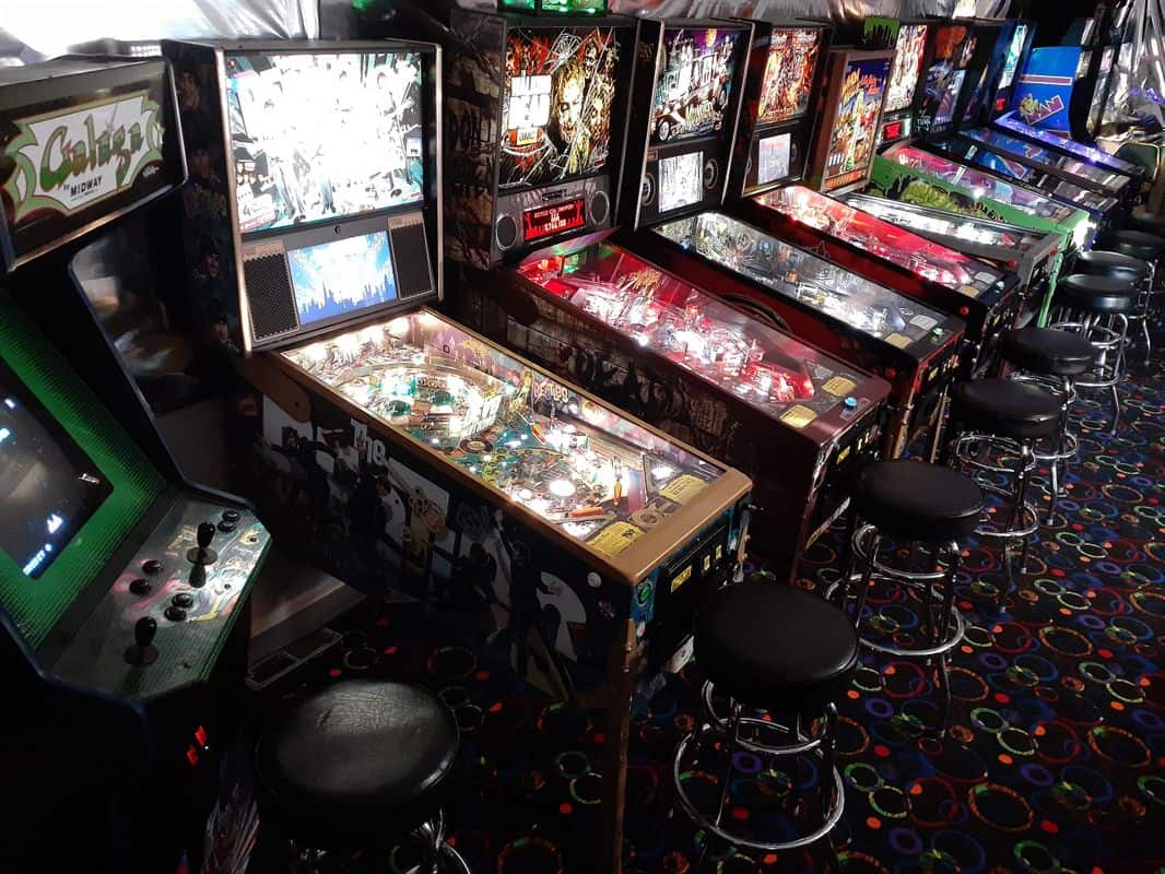 THE PINBALL MUSEUM - The Applewood Manor