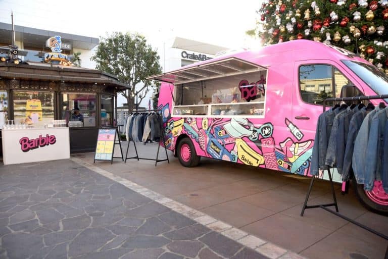 barbie burger truck