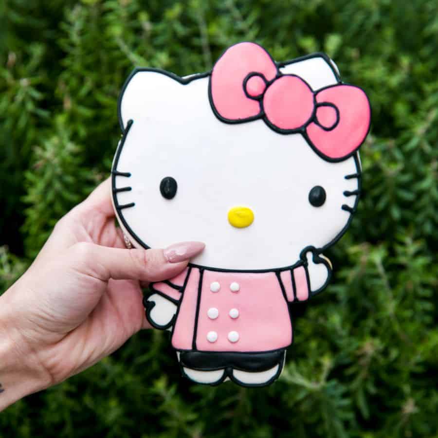 giant hello kitty teddy