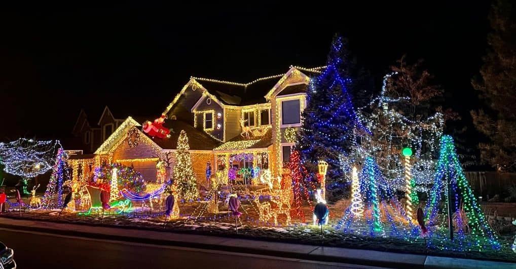 Most Spectacular Christmas Light Displays in the Denver Area Mile